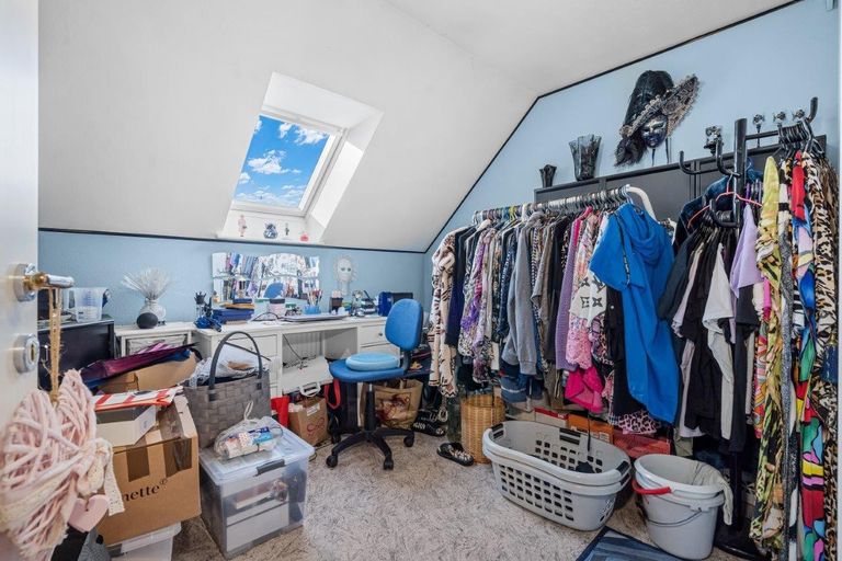 DHH 2201 12 Ankleidezimmer