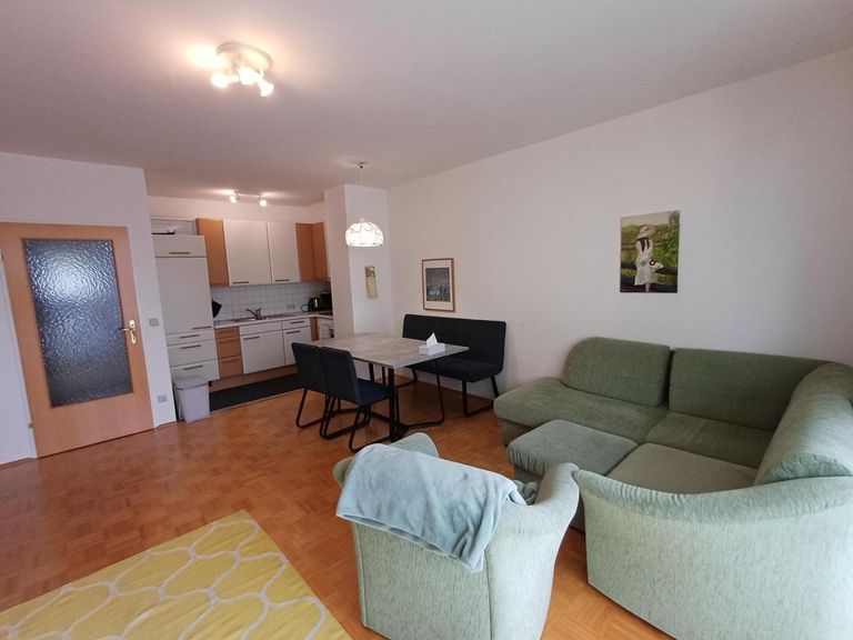 K1600_20250929_152827_WZ_offen_mit_Küche