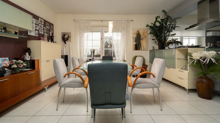 Wohnküche mit großzügigem Essbereich