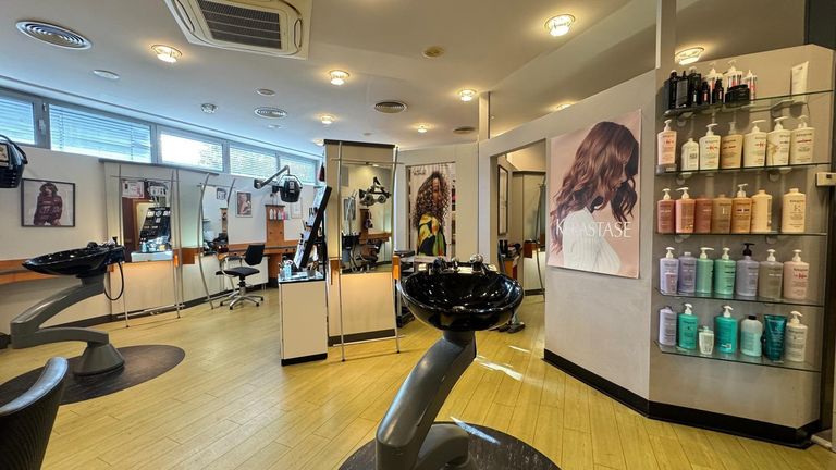 Salon