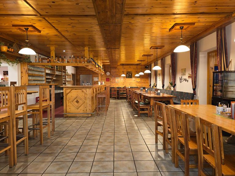 Gastraum Bestandsgebäude