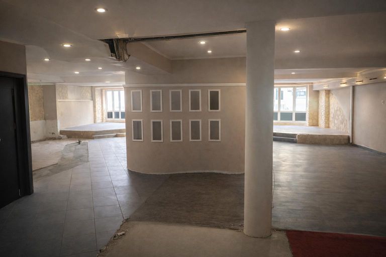 Wohnung - Geschäft/Wohnung