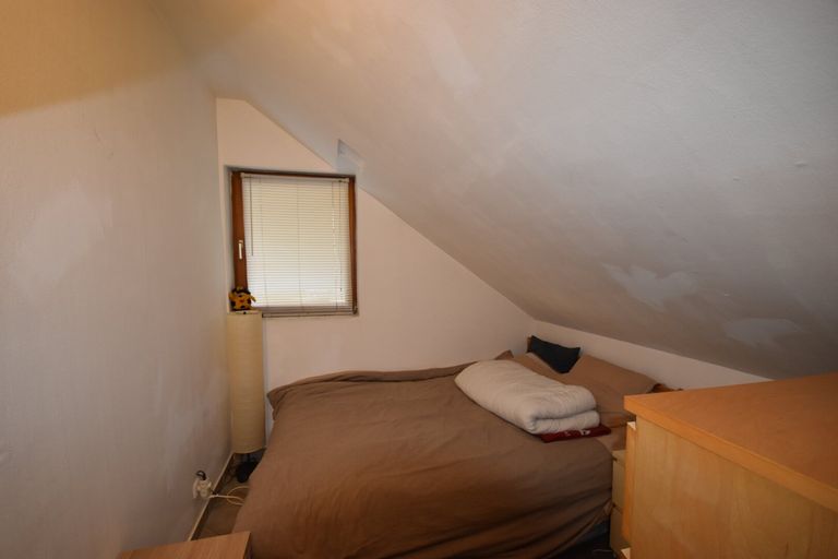 Schlafzimmer - Kleines 2 Zimmer Appartement mit PKW-Stellplatz Miete Grödig Salzburg