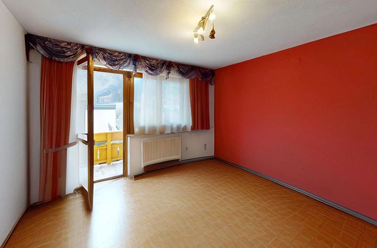 Landeck - Haus - Zimmer Rot