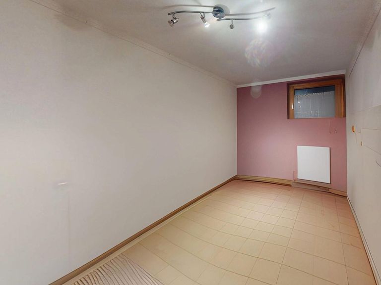 Landeck - Haus - Zimmer Rosa