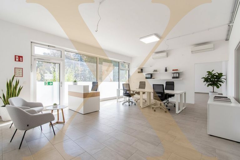 Bsp. Büro - Visualisierung – Einrichtung mittels KI ergänzt