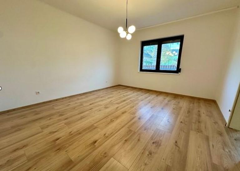 Objekt 2 - Wohnung 1 - Zimmer