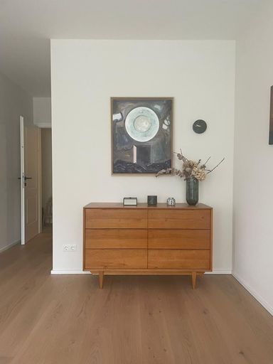 ee4b079c-c082-4bc4-bbbc-4544ed9167b2