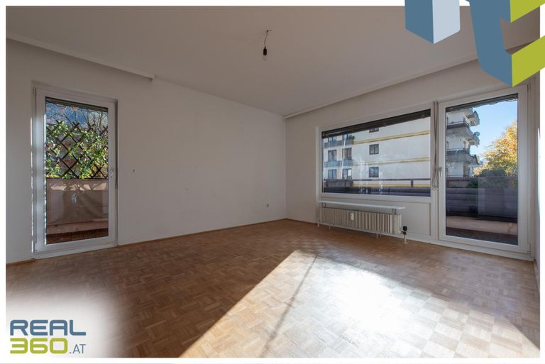 Heller Wohn- Essbereich