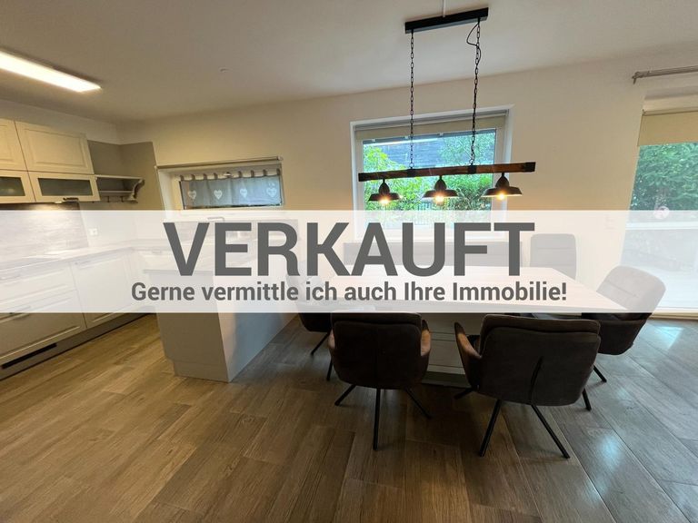 Küche mit Essbereich