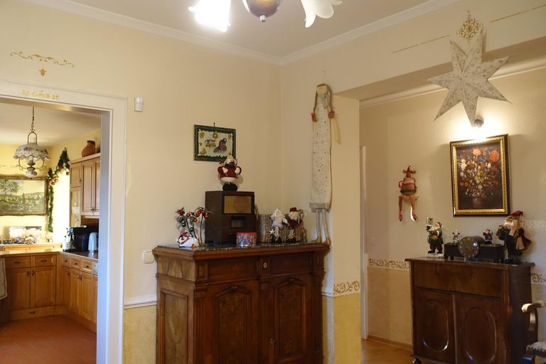 Vorraum Richtung Küche und Gang