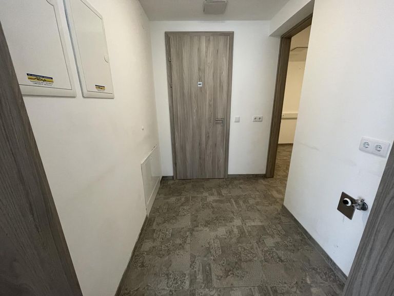 Vorraum mit WM-Anschluss