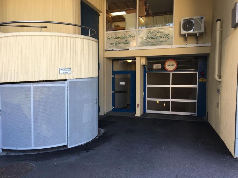 Tiefgaragenzufahrt 5