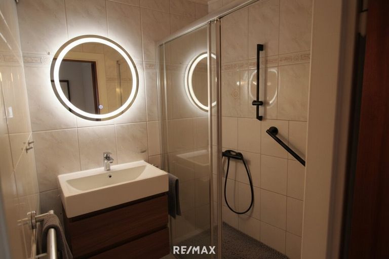 Badezimmer KI generiert