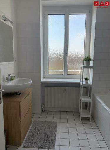 KI generiertes Badezimmer