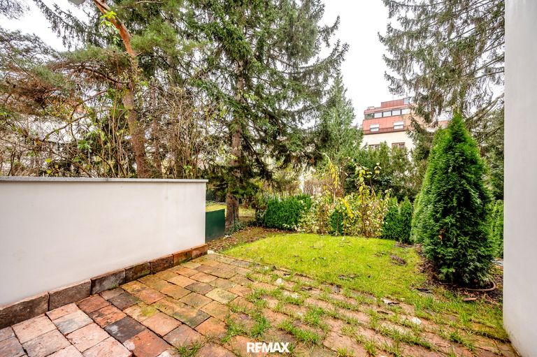 Terrasse und Garten