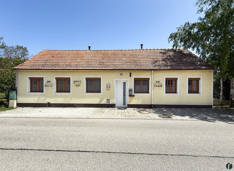 Außenansicht von der Straße aus