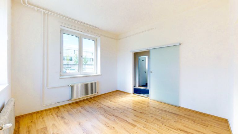 Büro 1