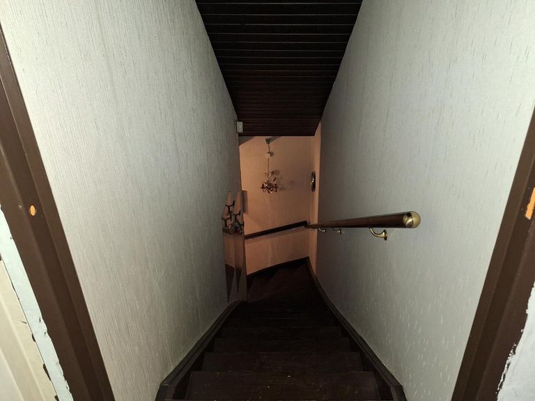 Stiegenaufgang von OG gesehen