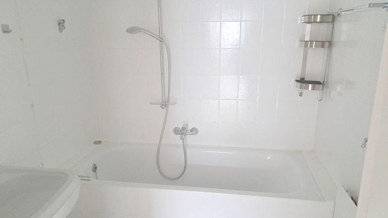 Badezimmer mit Wanne