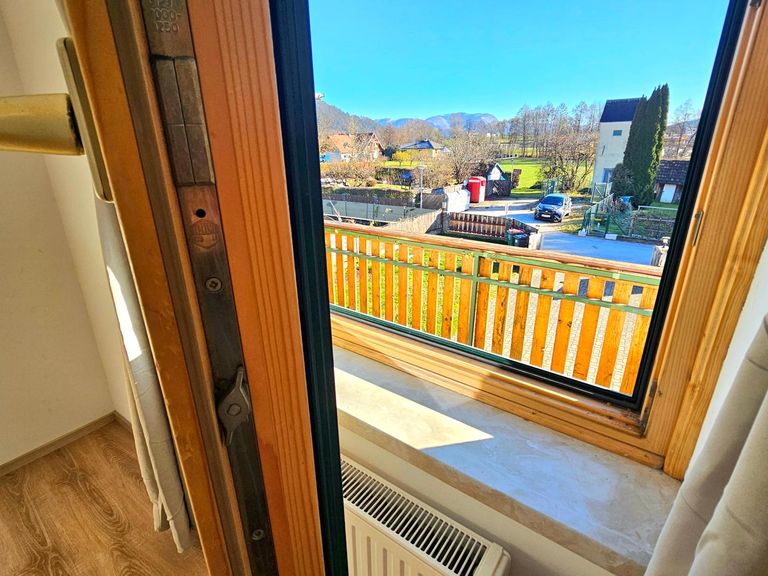 Holzfenster mit Alurahmen außen