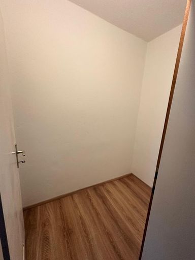 Abstellraum/Speisekammer