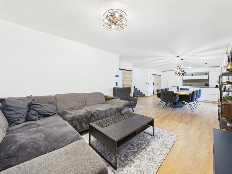 Wohn- und Essbereich 3