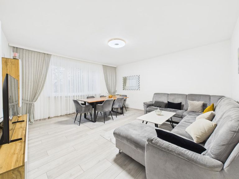 Wohn- und Essbereich 3