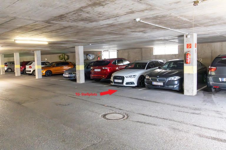 Tiefgaragenplatz