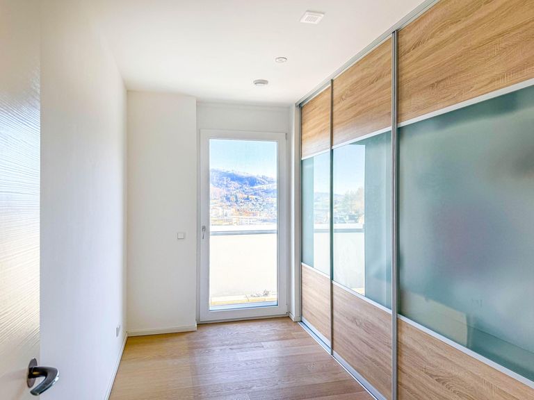 kl. Schlafzimmer oder Schrankraum