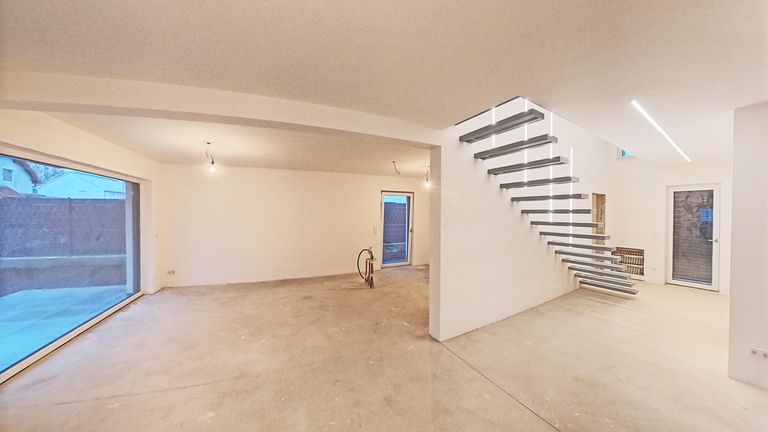 Wohnzimmer_Stiegenaufgang