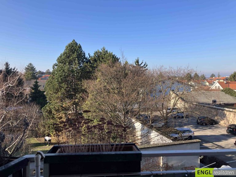 Balkon mit Ausblick Richtung Innenhof