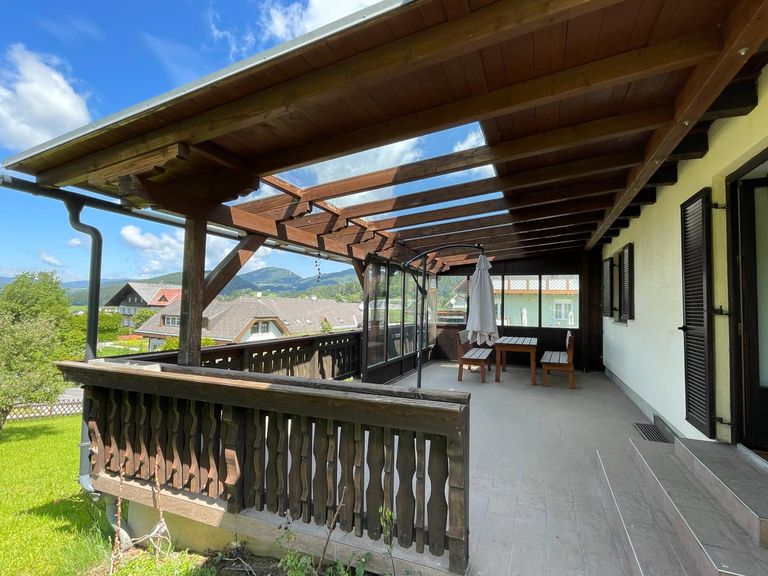 Terrasse überdacht