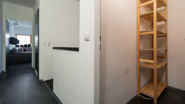 Abstellraum und Vorraum "oben"