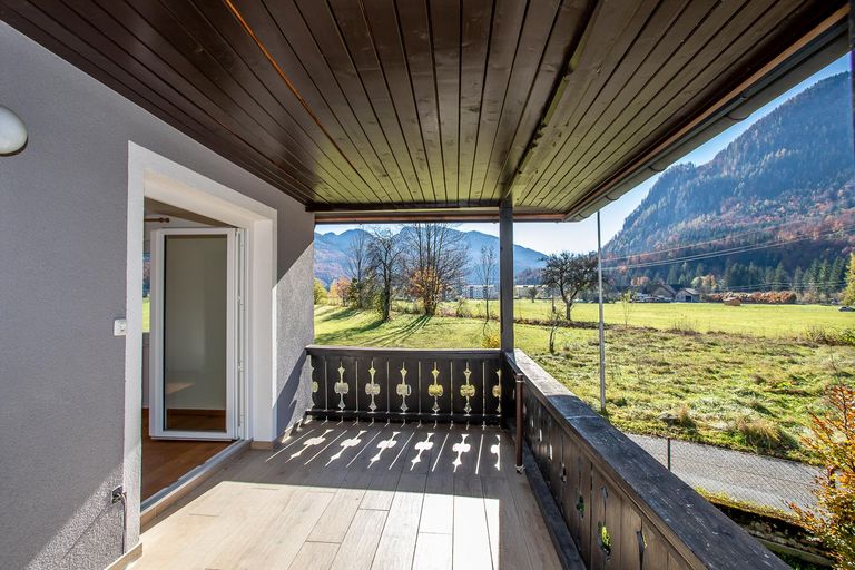 Balkon (vor der Wohnküche)