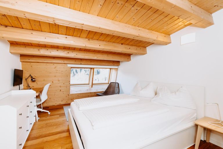 Großes Schlafzimmer – OG