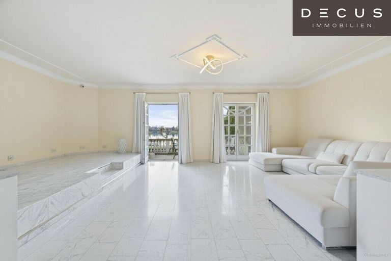 Der großzügige Wohnraum