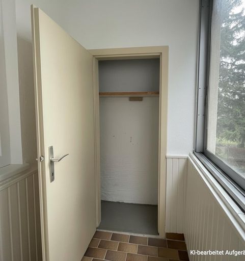 Abstellraum Loggia_KI_generiert