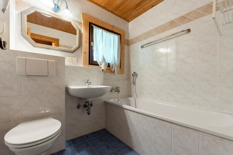 Badezimmer OG