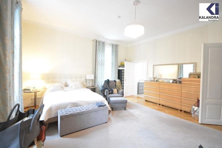 2. Schlafzimmer 1 OG