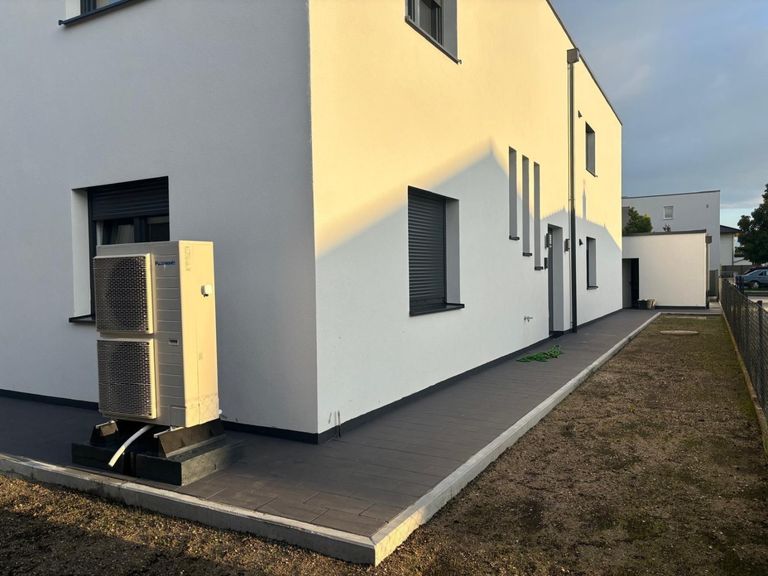 Seitenansicht Eingang