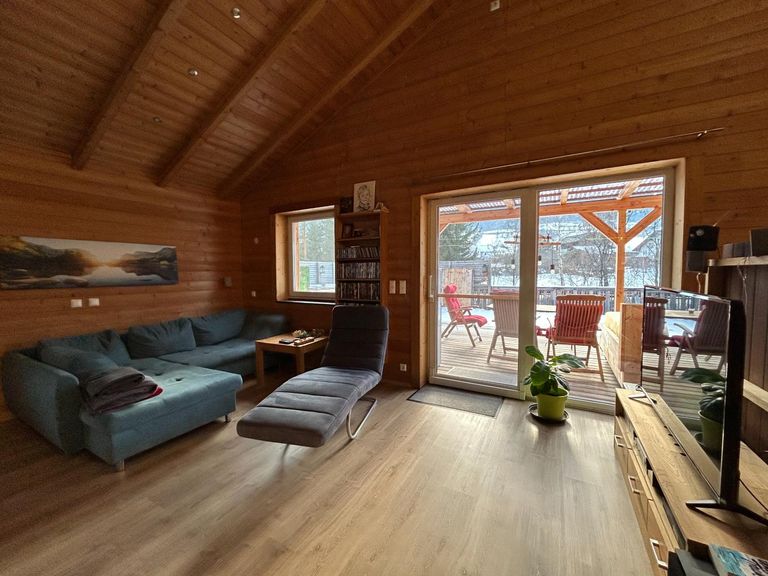 Wohn-Essbereich mit Küche