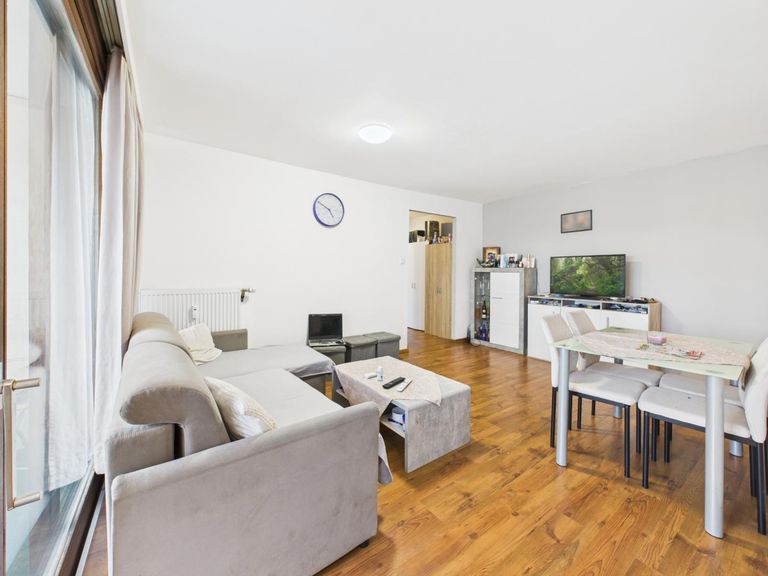 Wohn- und Essbereich 4