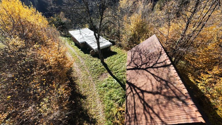 Altbestand und Nebengebäude 3