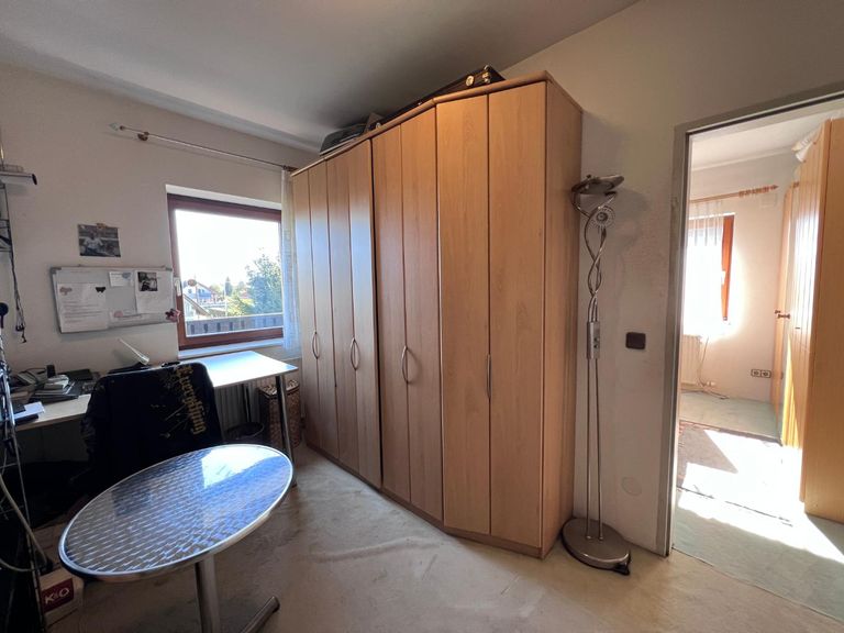 Zimmer oder Büro OG