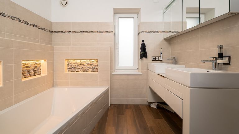 Obergeschoß - Badezimmer