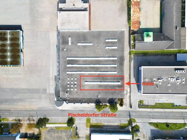 Luftbild direkt über der Halle