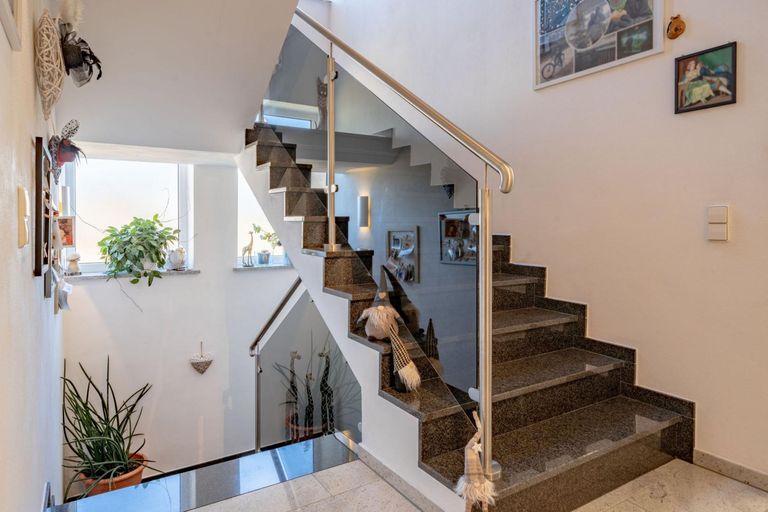 Treppenaufgang Keller-DG