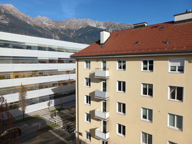 Ausblick in Richtung Universität Innsbruck (Chemisches Institut)