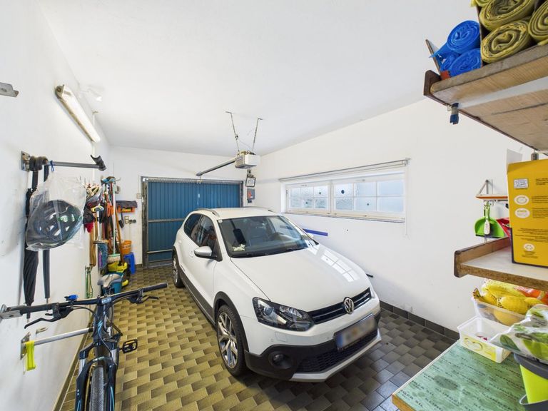Bungalow Neusiedl/See, Garage